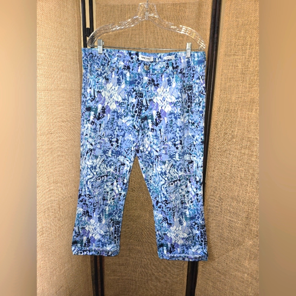 NWOT Women's Nine West Chrystie Capri Blue Abstract Print Pants Size 16 - Picture 1 of 13